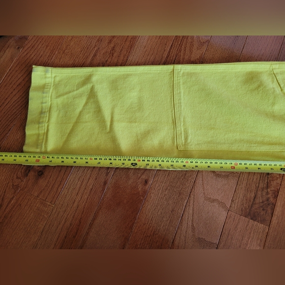 Aritizia Le Fou Wilfred Iven Unique Yellow Cargo 10 High Rise Utility Pants - Picture 12 of 12